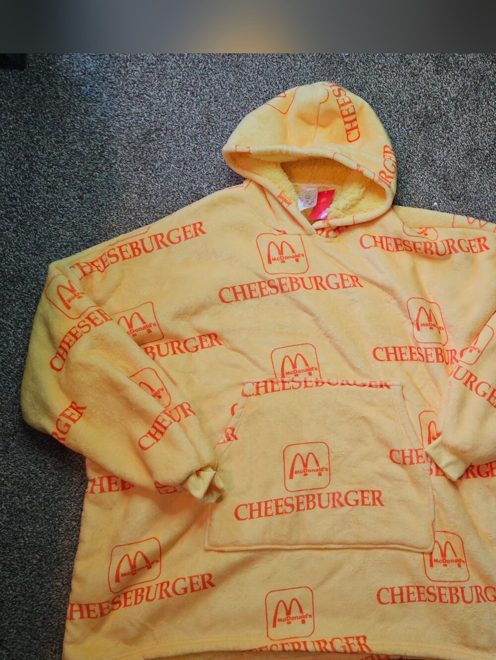 Nwt Limited Edition McDonald’s 2022 Cheeseburger Wrapper Oversized Hoodie